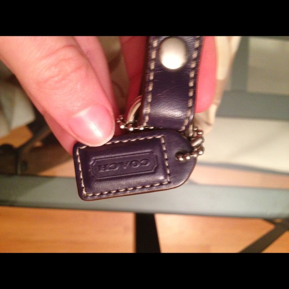 Coach leather handbag - Picture 2 of 3